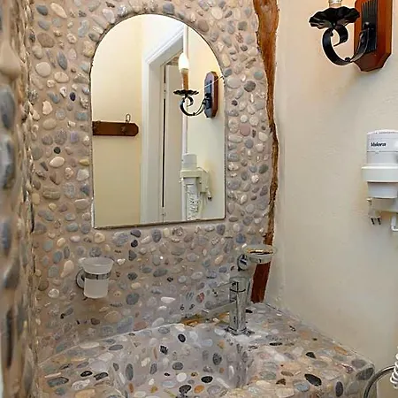 Hotel Lakki Village