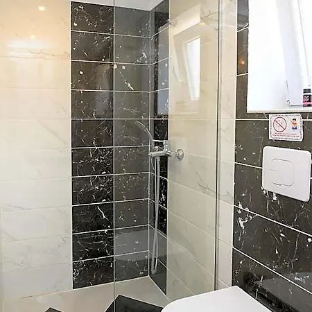Hotel Lakki Village 3*